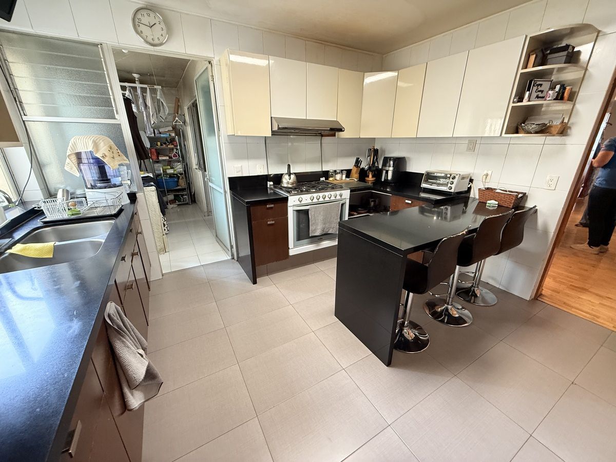 Departamento en Venta en Cerrada De Amargura con 3 Recámaras, 2 Baños y 187 Metros Cuadrados Departamento en Venta en Cerrada De Amargura con 3 Recámaras, 2 Baños y 187 Metros Cuadrados