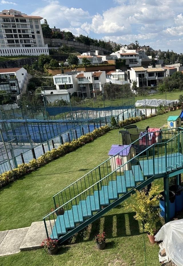 21 of 22: Cancha de Paddle