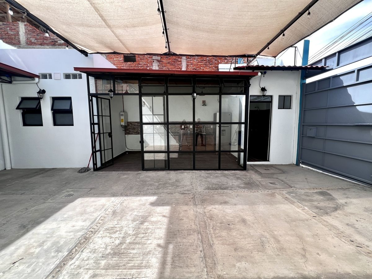 3 of 10: Vista para la cocina