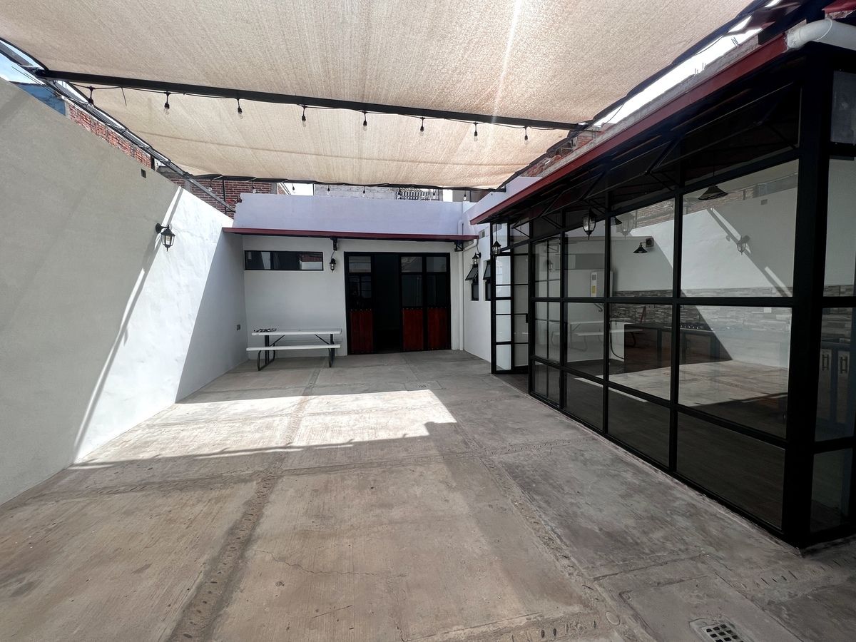 2 of 10: Malla sombra