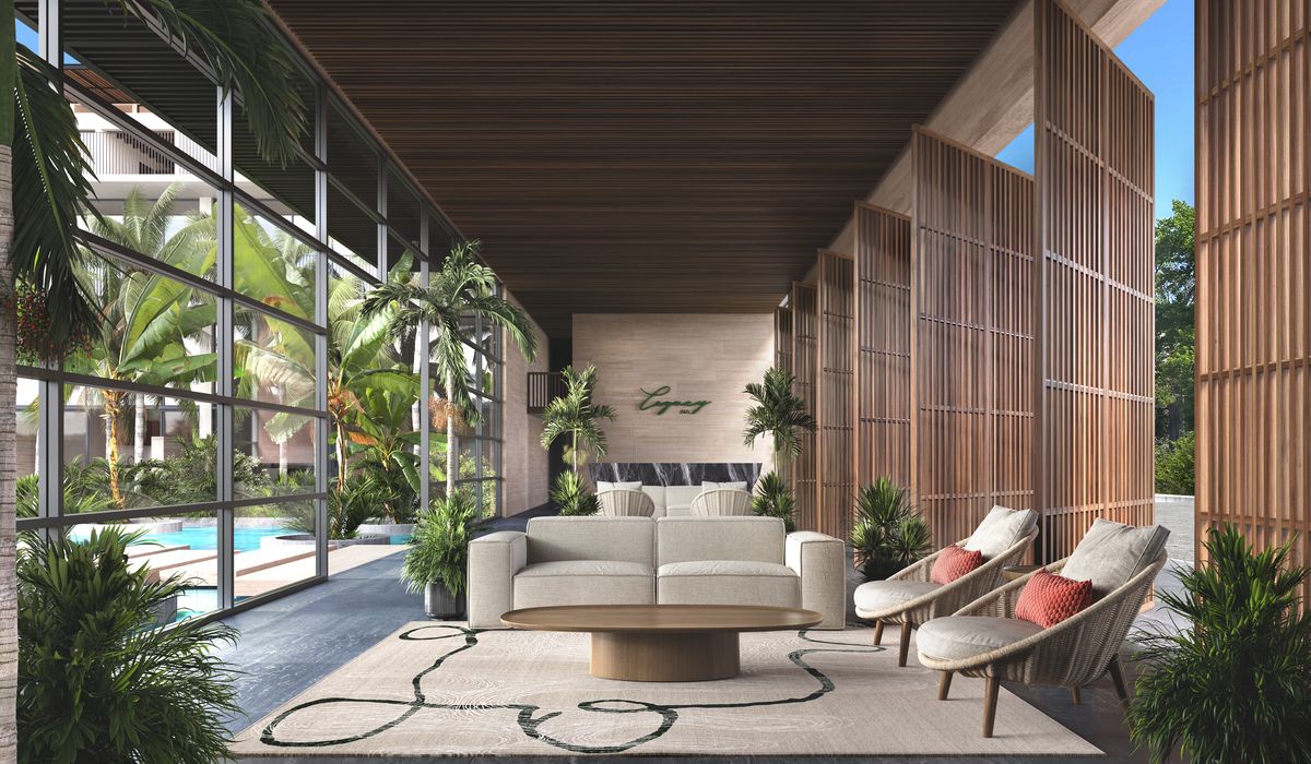 13 of 15: Lobby