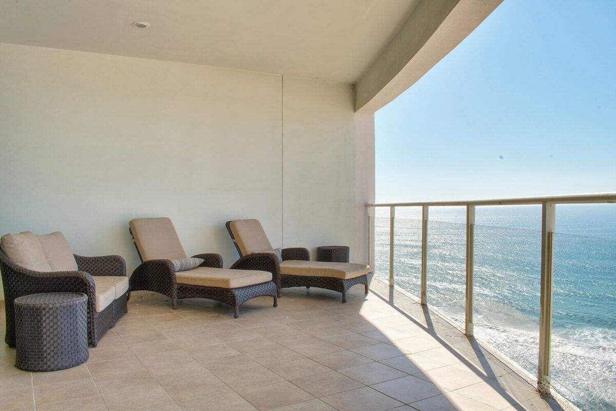 5 de 51: Oceanfront condo for sale in Palacio del Mar Tower St Tropez