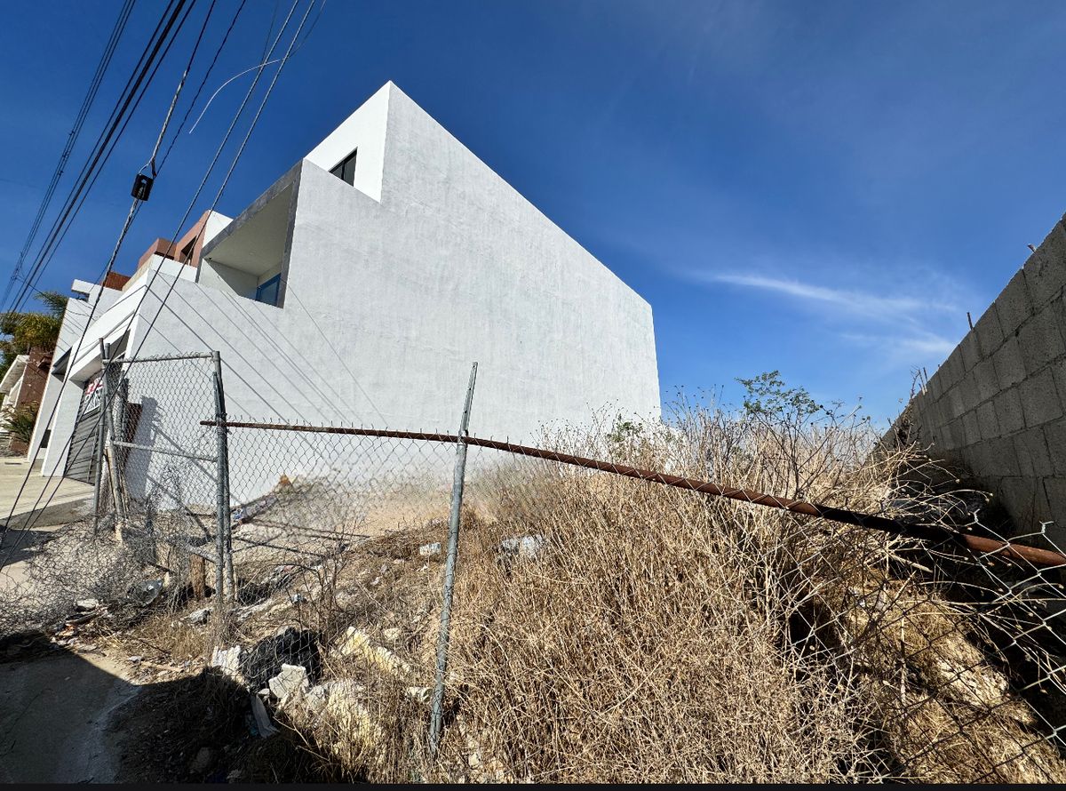 Terreno en Venta en Jardines de Chapultepec 9na - foto 3