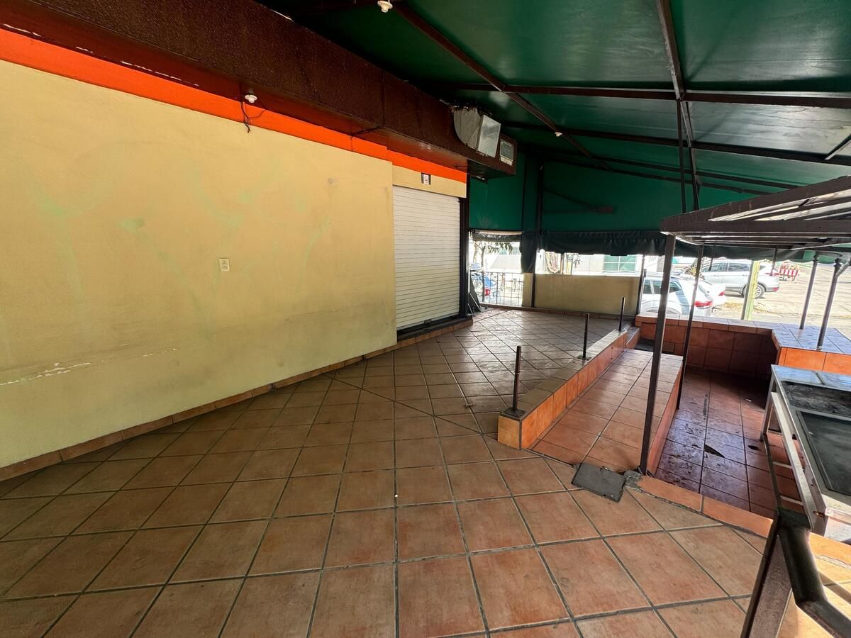 Local em Ladrón de Guevara, Guadalajara, foto 12 de 24