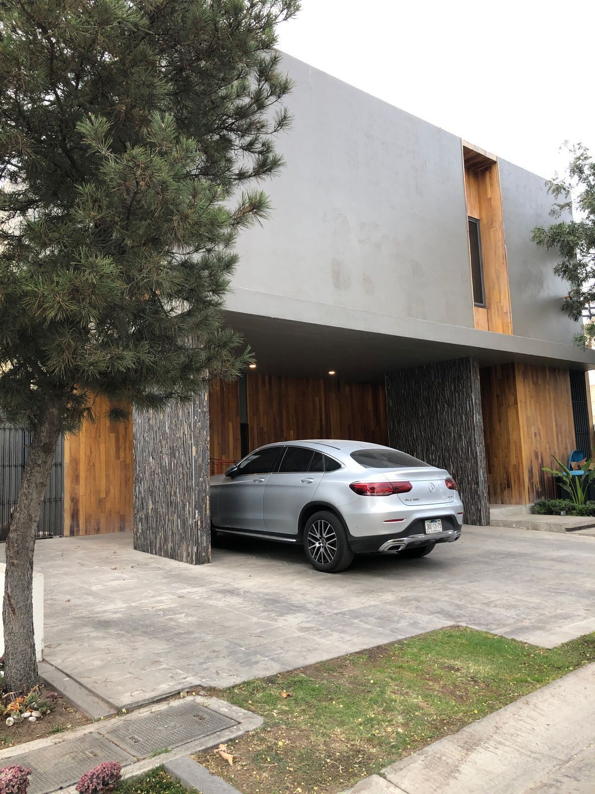 5 of 26: fachada