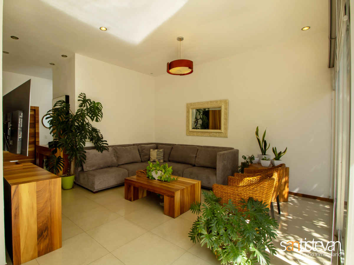 5 de 17: Casa en venta Solares frente al Tec de Monterrey.