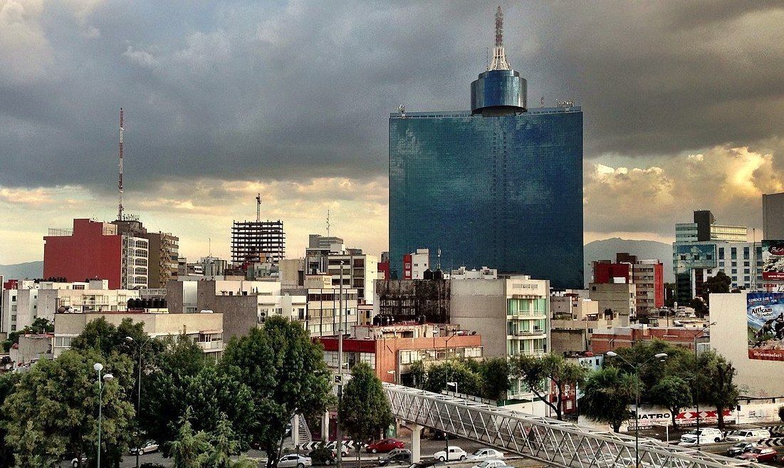 2 de 19: VISTAS DEL EDIFICIO