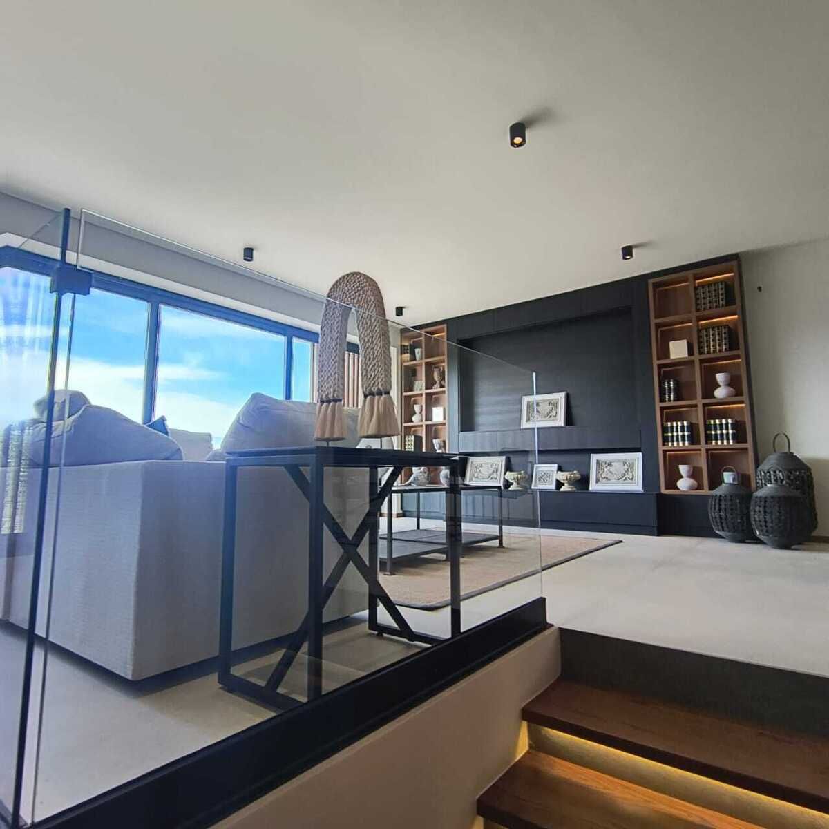 7 of 23: Acceso a sala