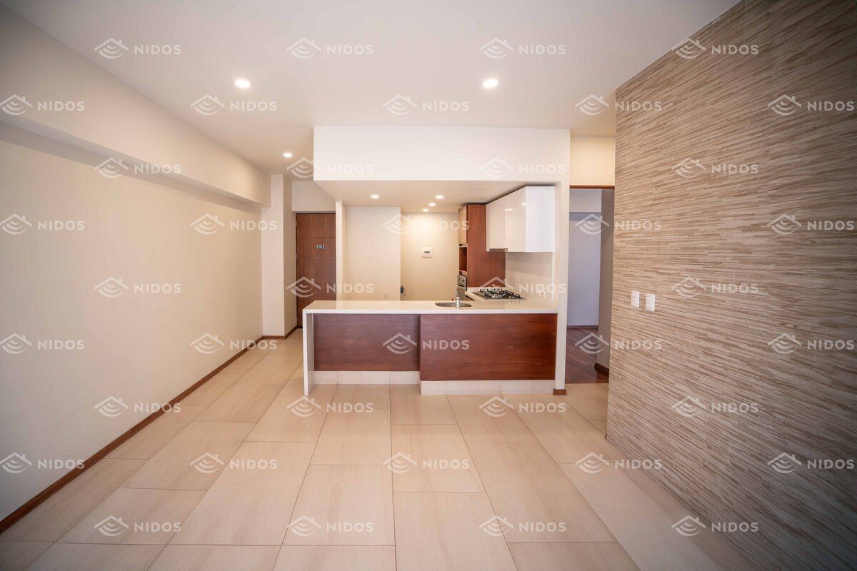 1 de 39: sala comedor con barra y cocina integral