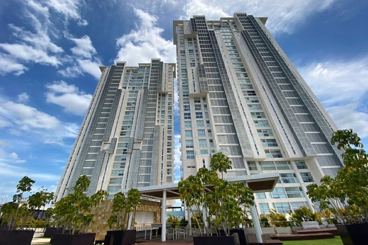 1 de 27: Complejo Country Towers