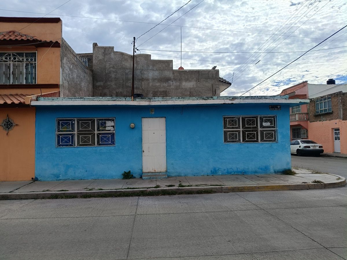 Casa en venta en la colonia Francisco Zarco