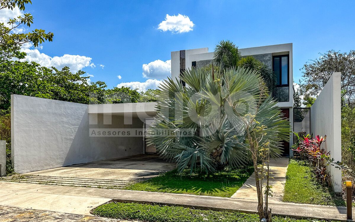 3 de 50: Fachada Frontal
