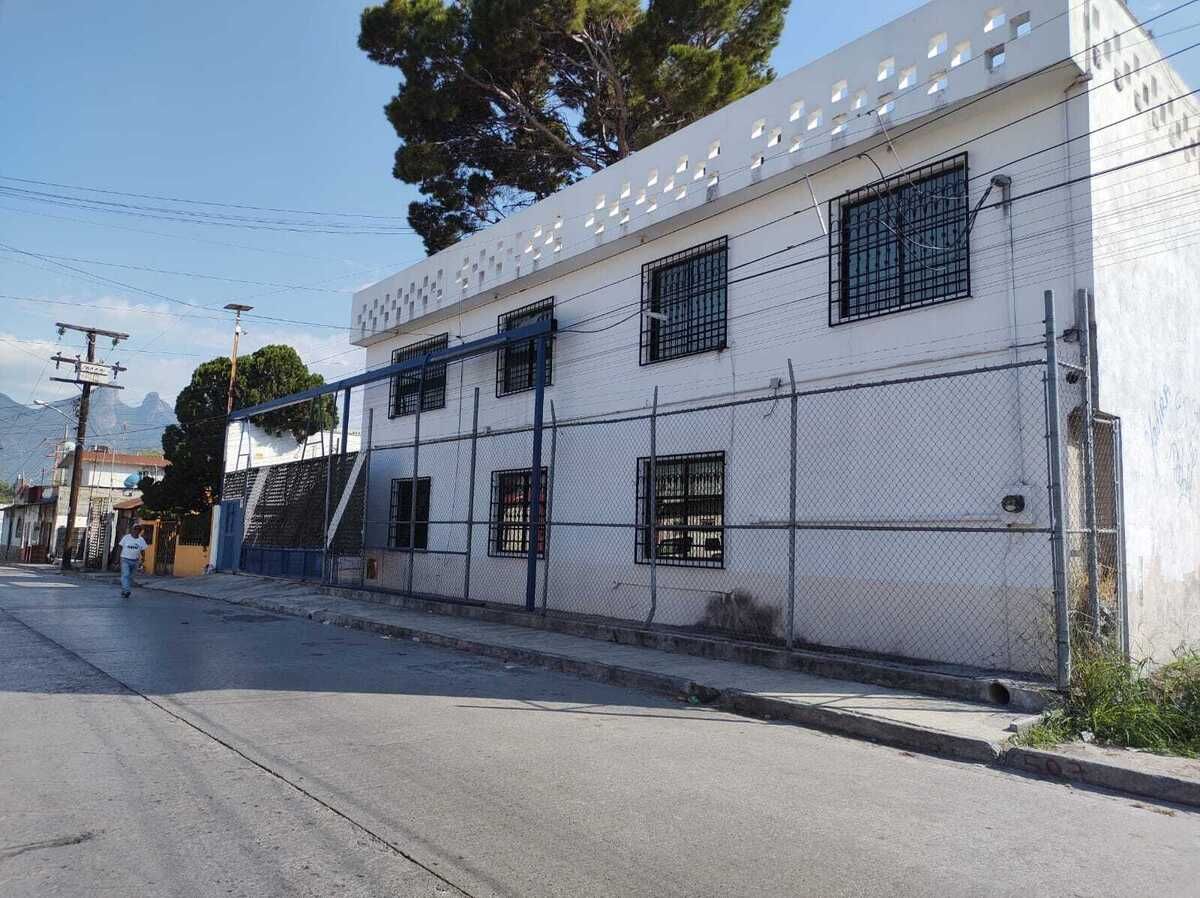 1 de 16