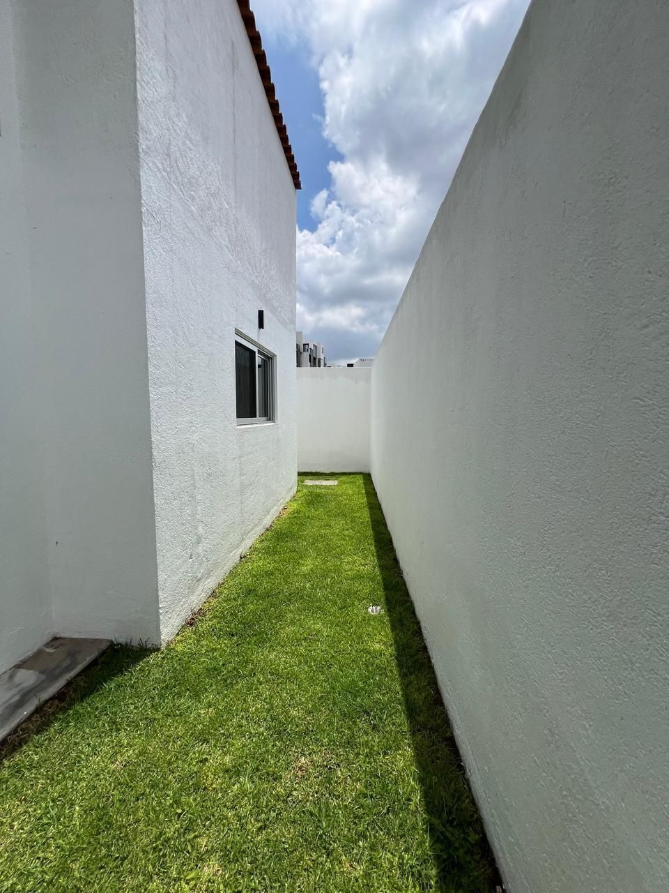 28 de 44