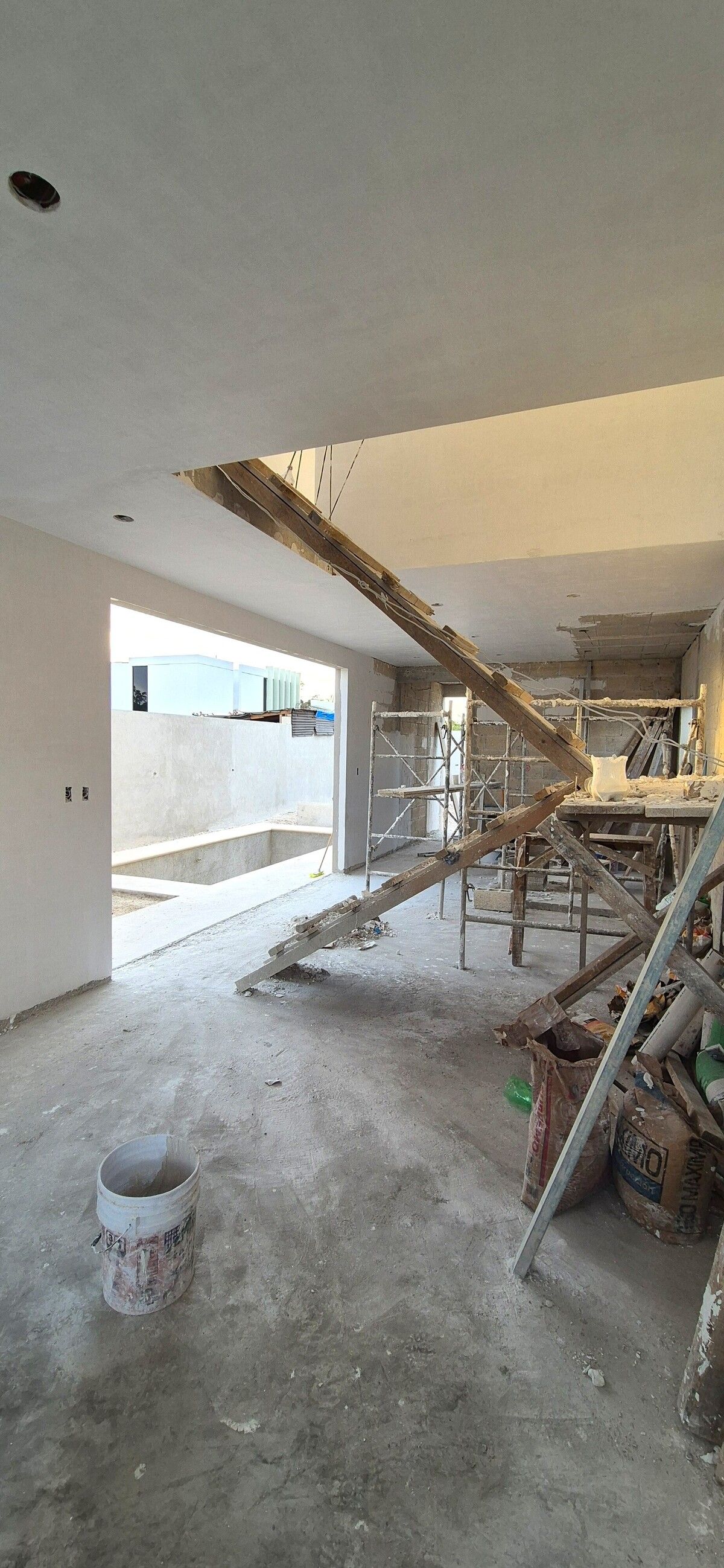 4 de 18: AVANCE OBRA SALA DOBLE ALTURA