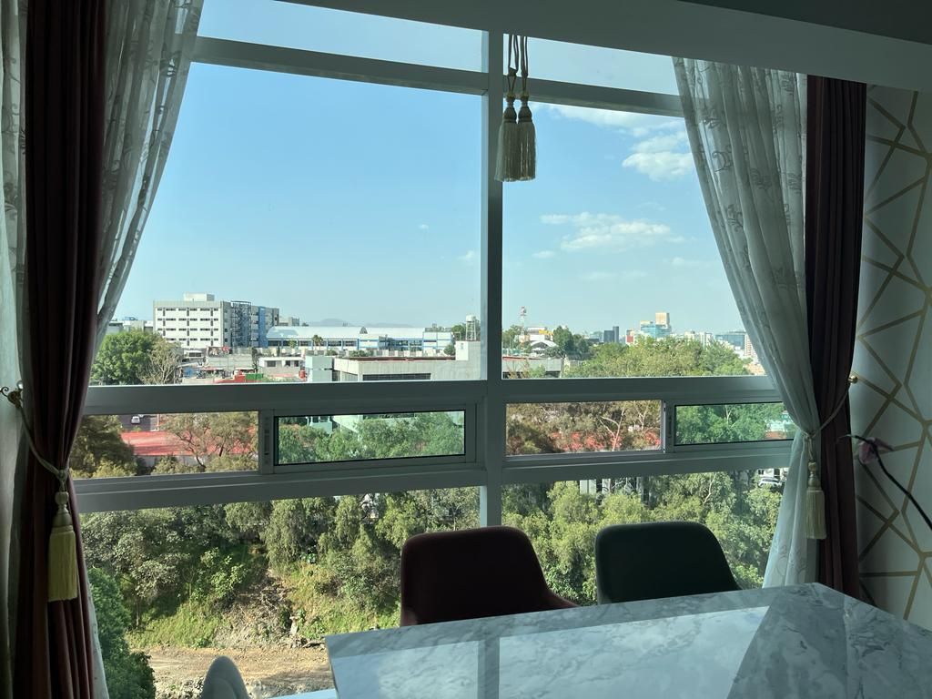 1 de 16: Vista desde sala-comedor