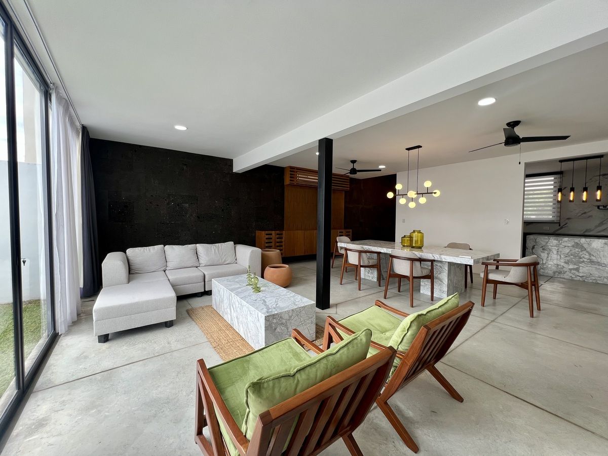 1 of 36: SALA Y COMEDOR