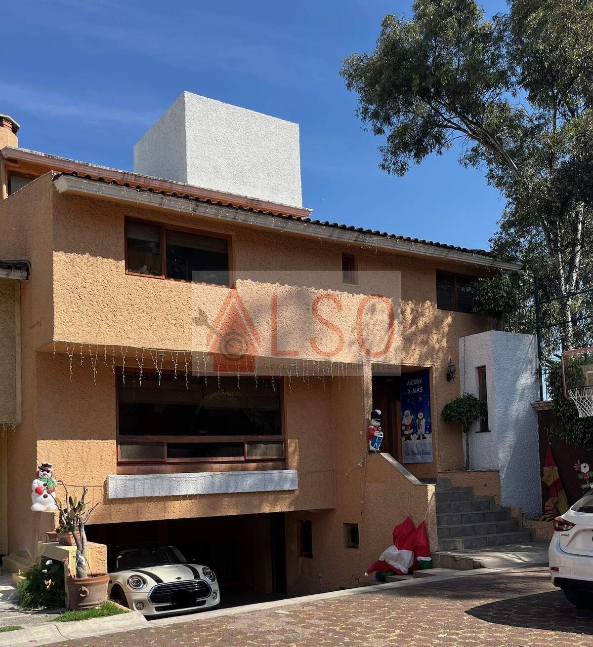 2 de 26: Fachada casa