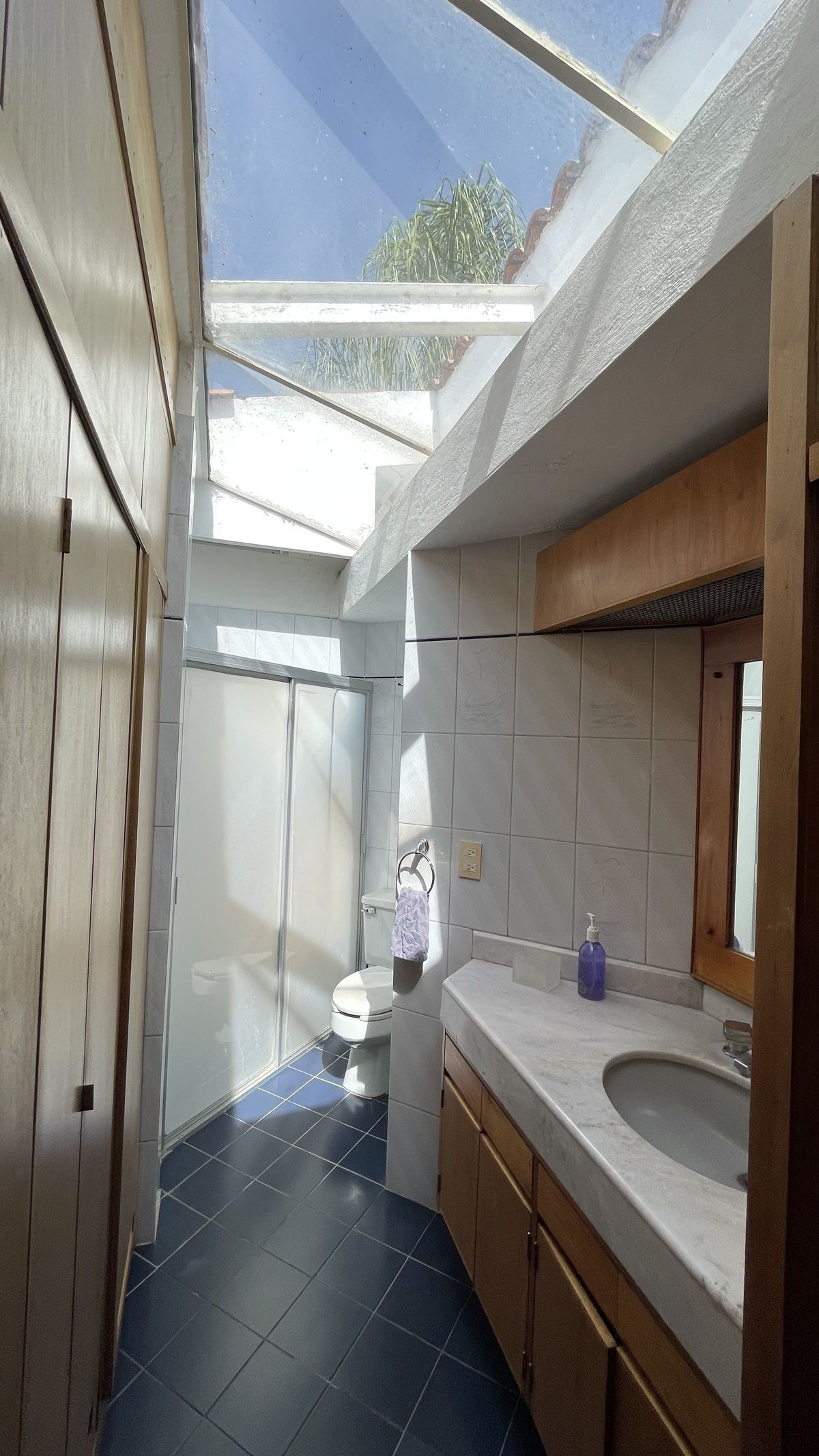 44 de 46: Baño recámara 3