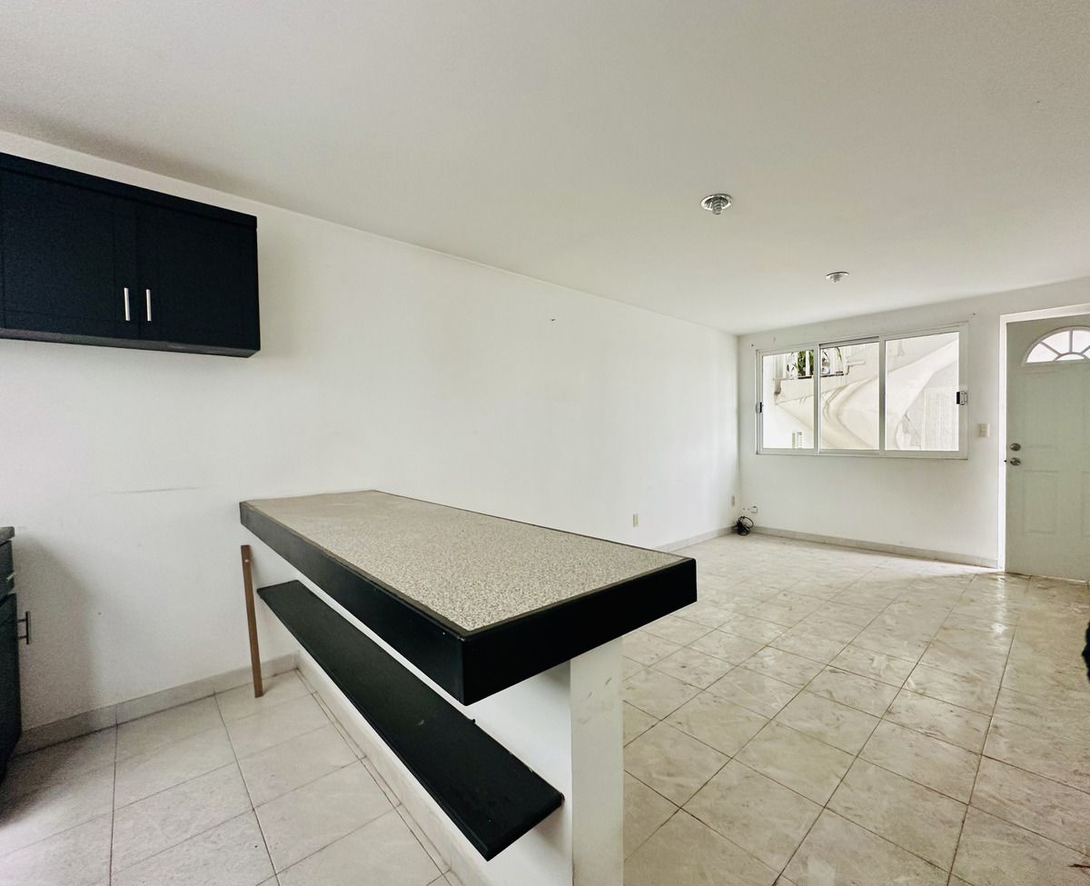 4 de 11: Barra cocina