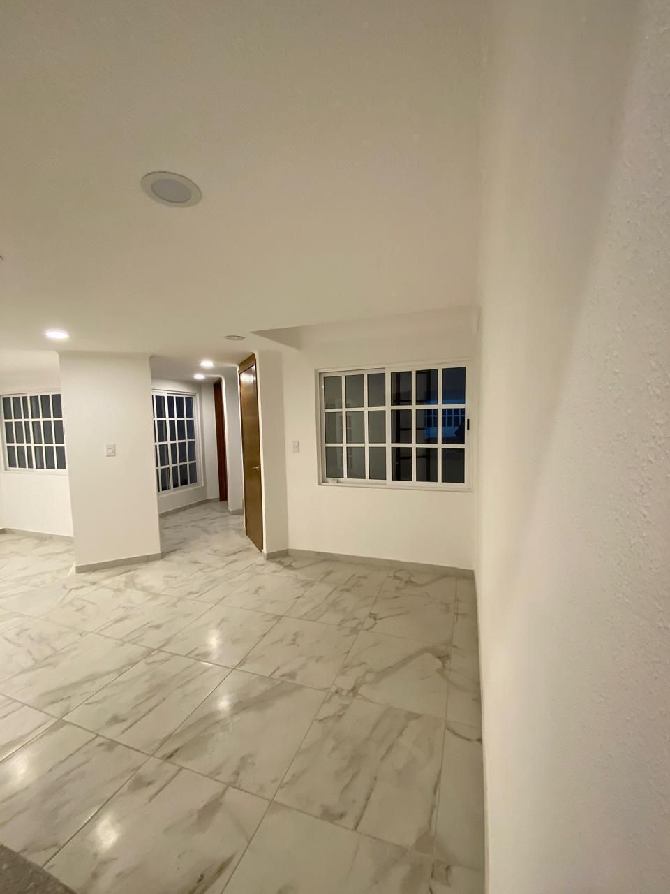 4 de 18