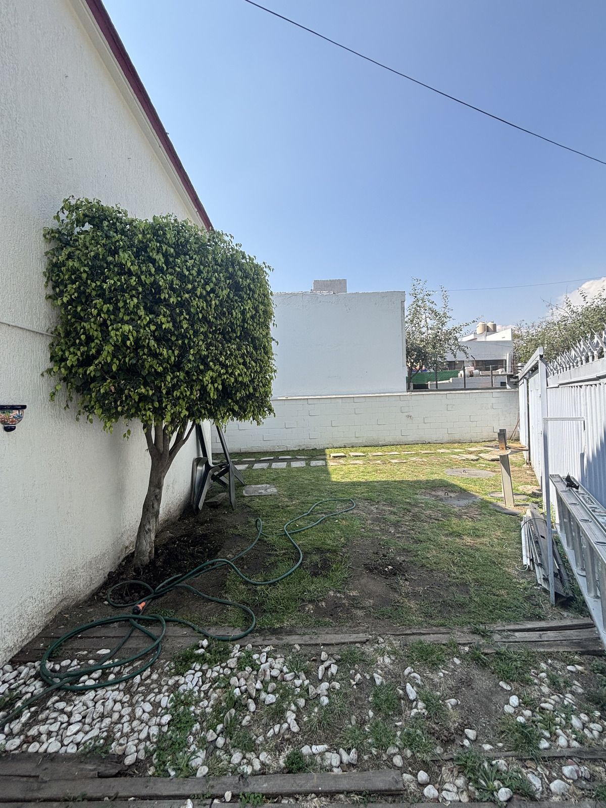 Venta de Casa en Esquina en La Florida Naucalpan - foto 2