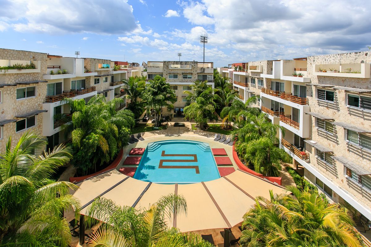 2 de 20: Vista Aerea Piscina