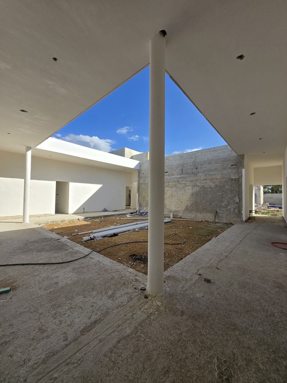 12 de 22: *Avance de obra*