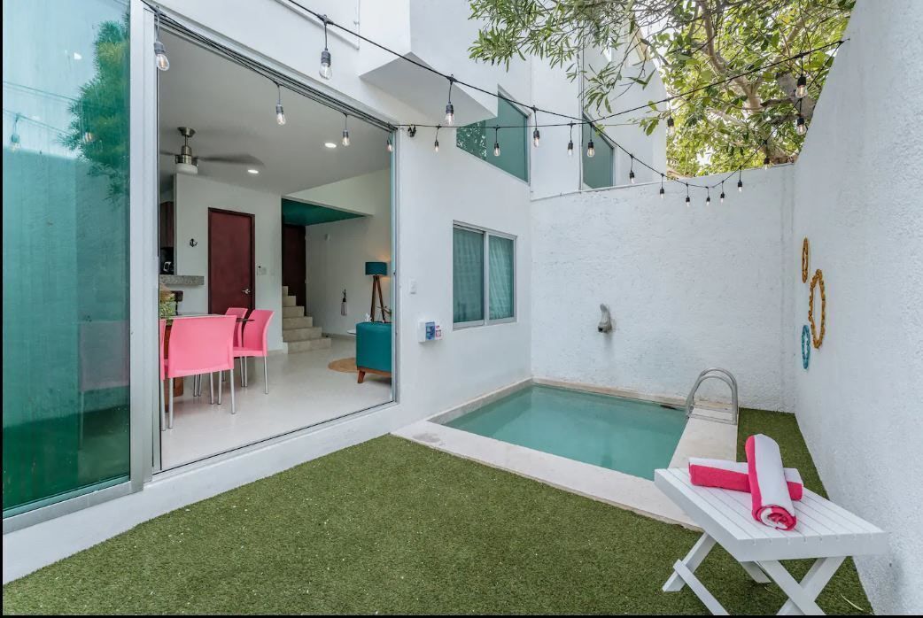 Villa en Venta de 3 Recámaras en la Playa, Chicxulub Puerto Entrega Inmediata