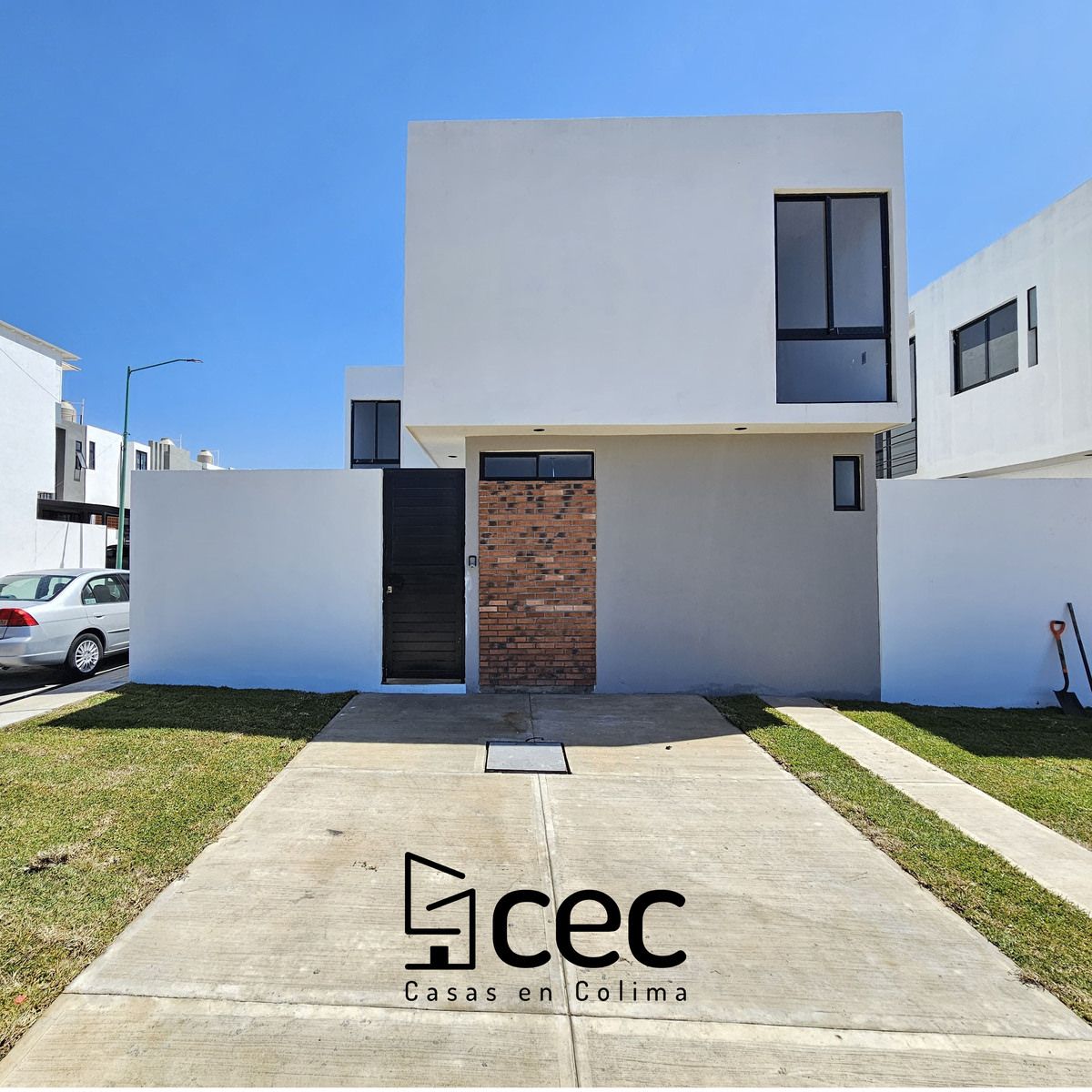 Casa en Venta Zona Norte de Villa de Álvarez, 2 Plantas, 2 Recámaras, 3 Baños