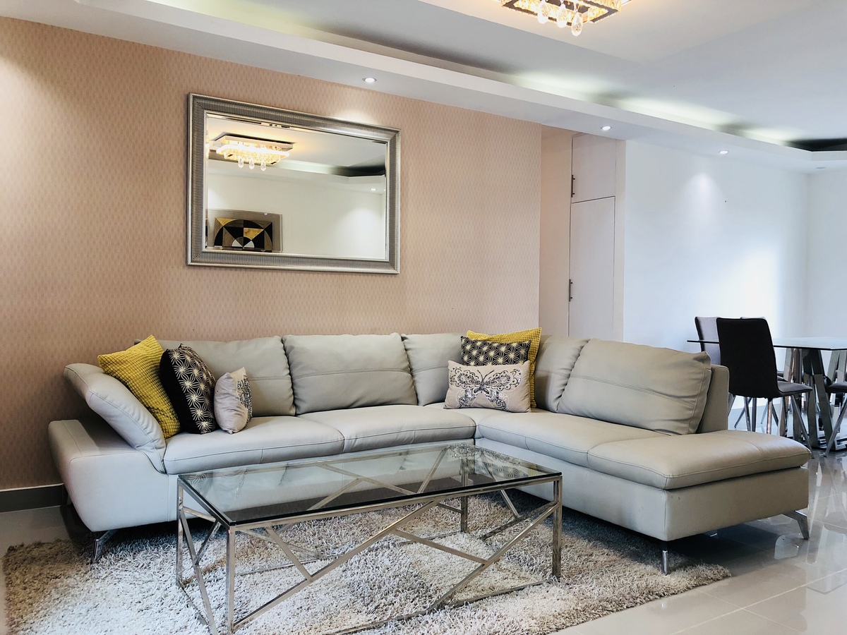 2 de 12: Residencial Filadelfia VI, autopista de san isidro, S.D
