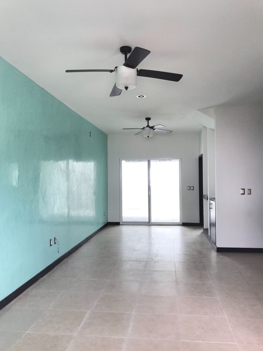 4 de 25: Casa en CIRCUITO SAN JORGE, San Jorge,  Sala Comedor