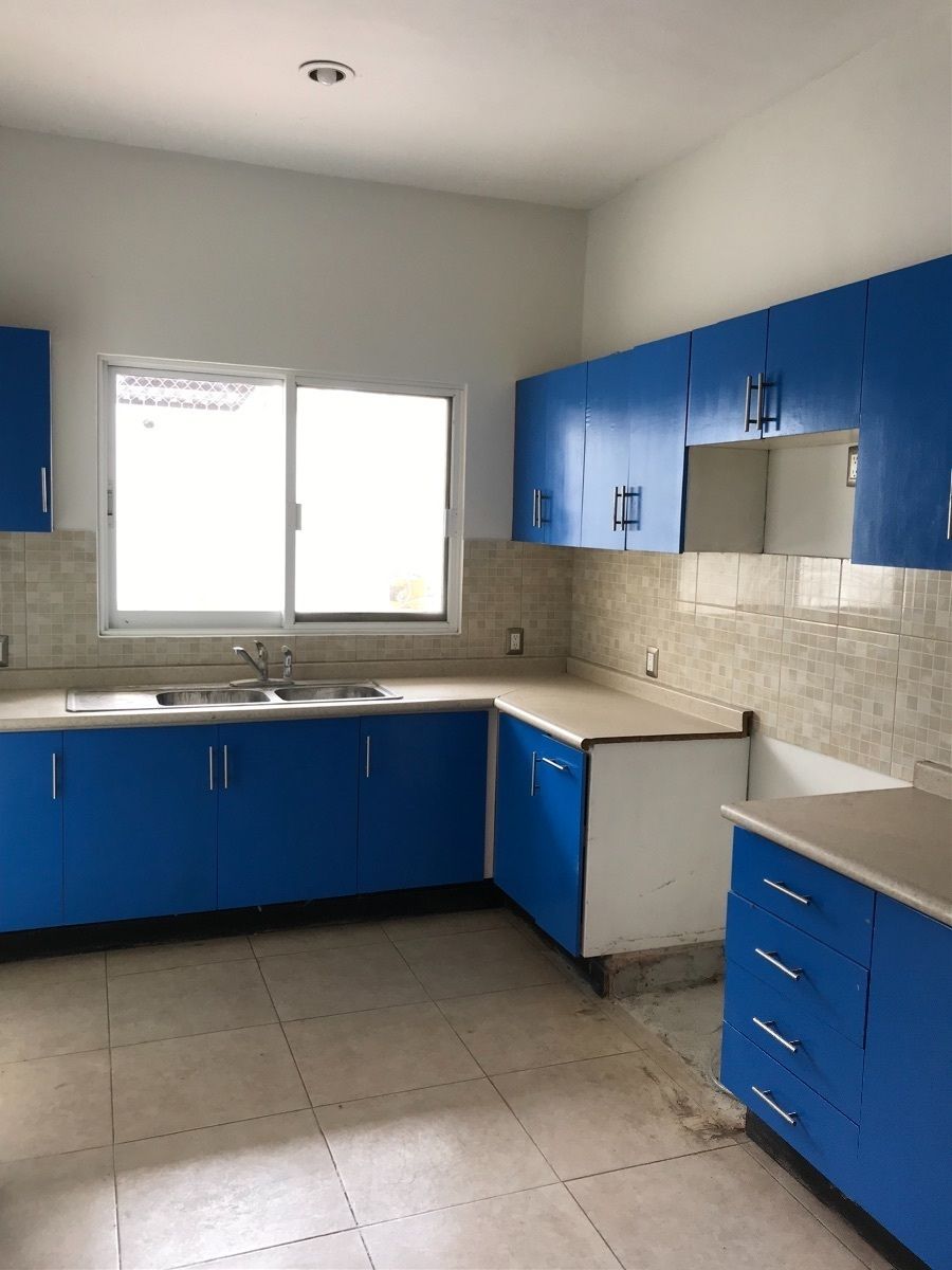 7 de 25: Casa en CIRCUITO SAN JORGE, San Jorge,  Cocina Integral
