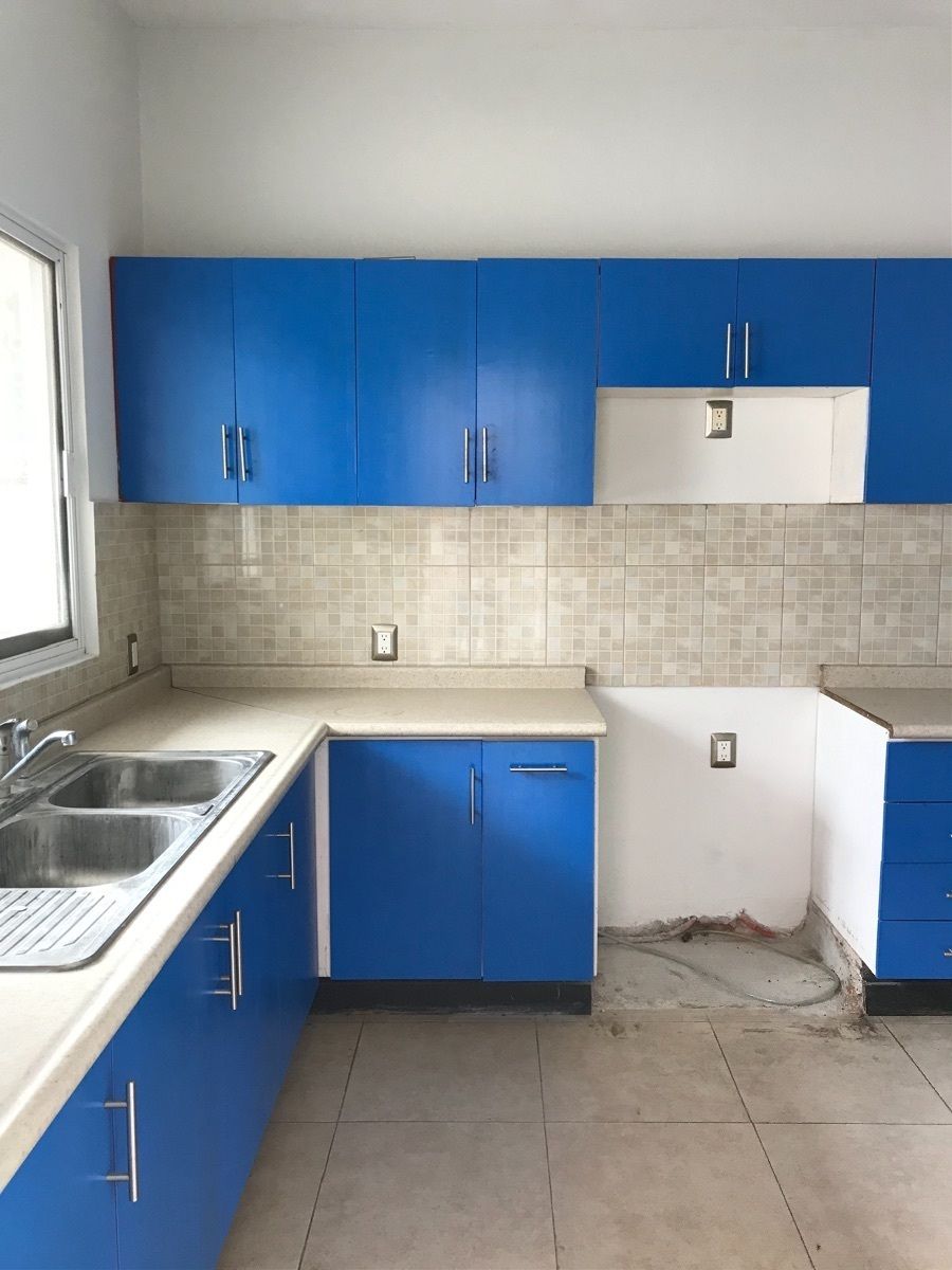 8 de 25: Casa en CIRCUITO SAN JORGE, San Jorge,  Cocina Integral