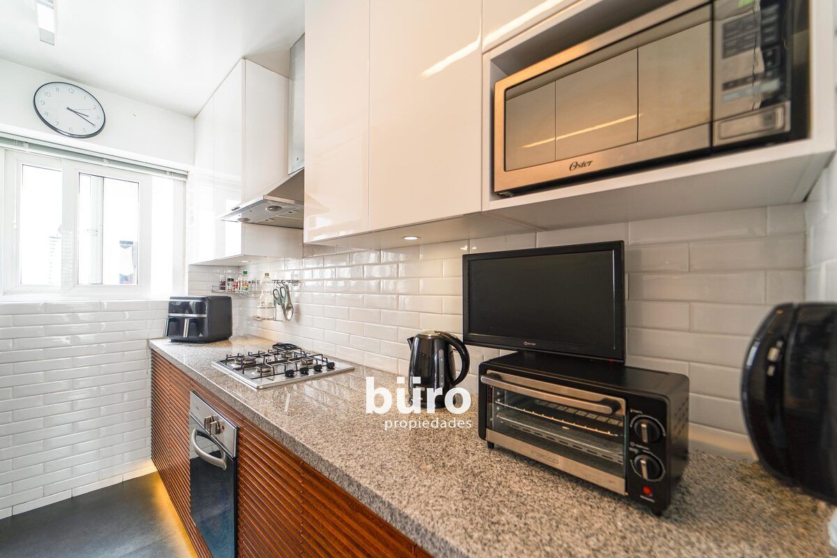 11 de 25: Cocina cerrada