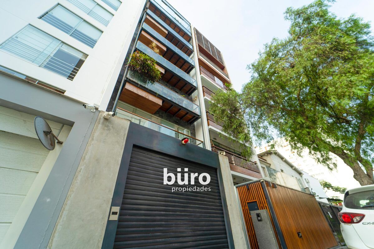 24 de 32: Fachada del edificio