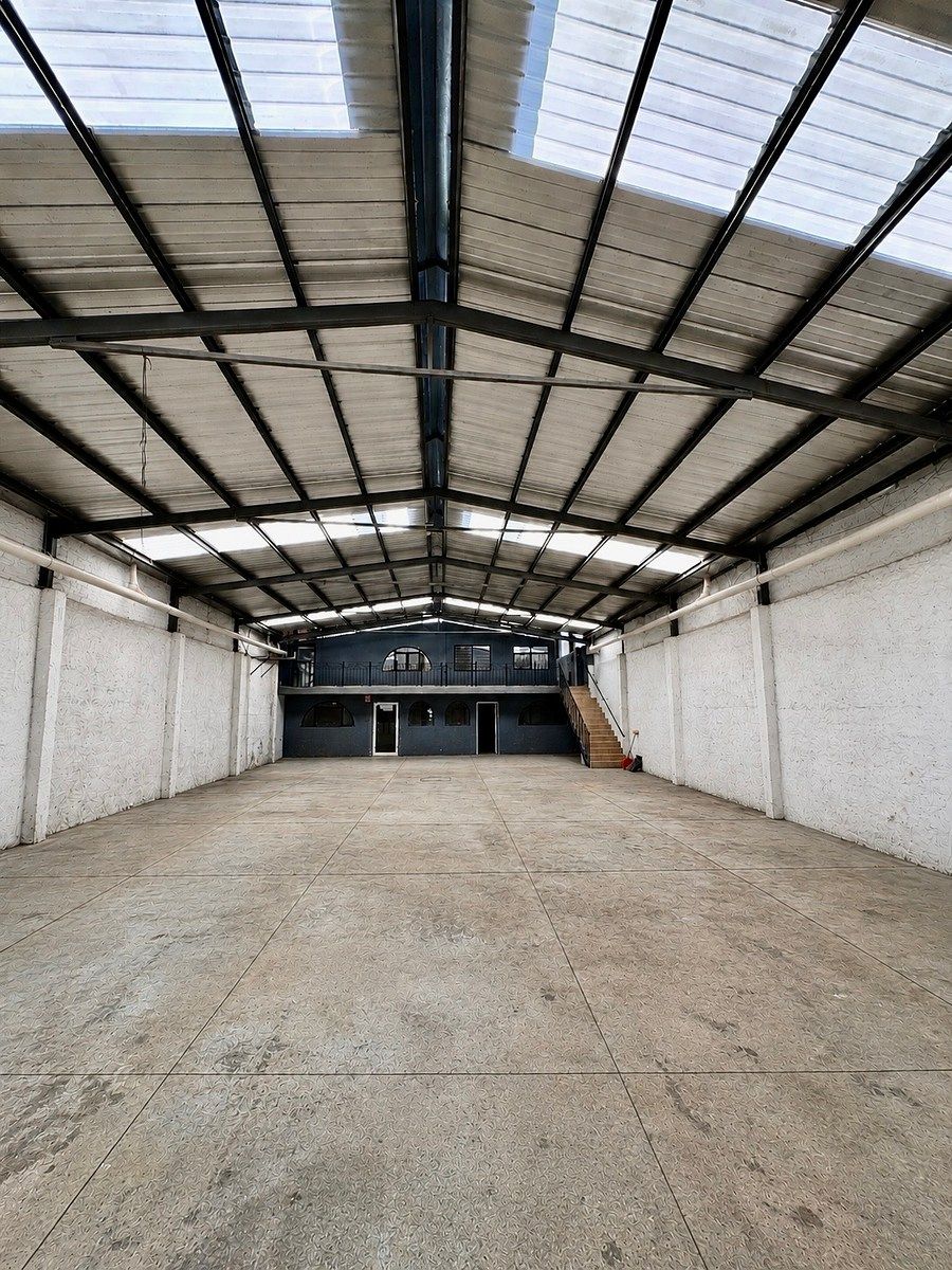 Armazém para ALUGUEL 330 m2, Paraísos del Colli, foto 1 de 10