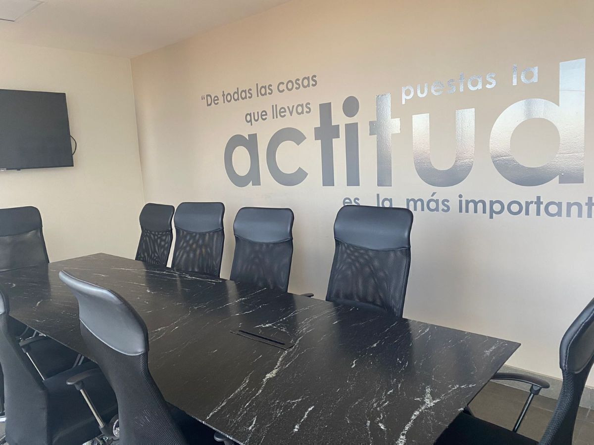 12 de 12: Sala de juntas