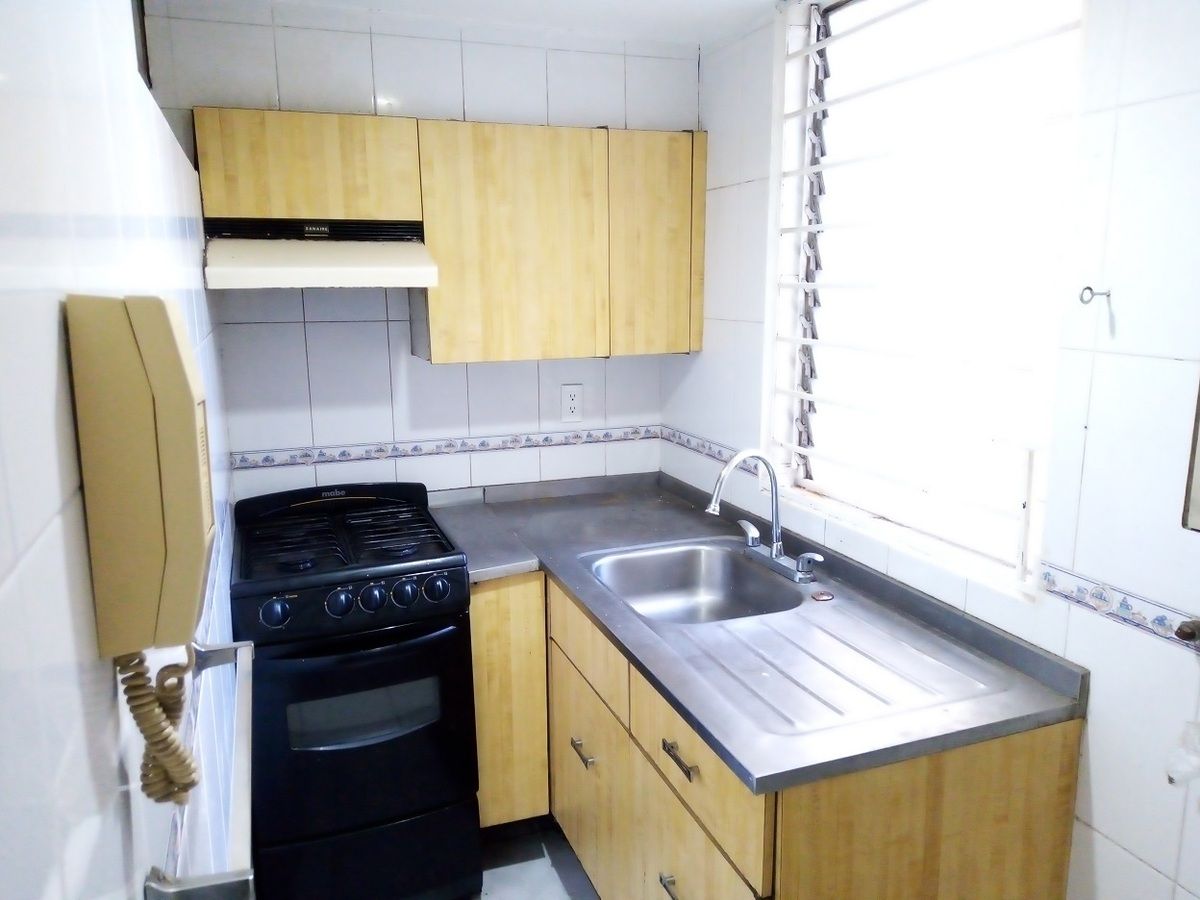 3 de 12: Departamento en Venta en Del Valle Rayo Vende ®