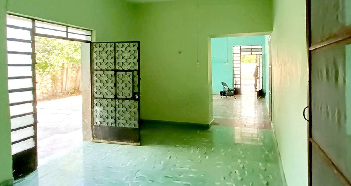 2 de 8: Interior