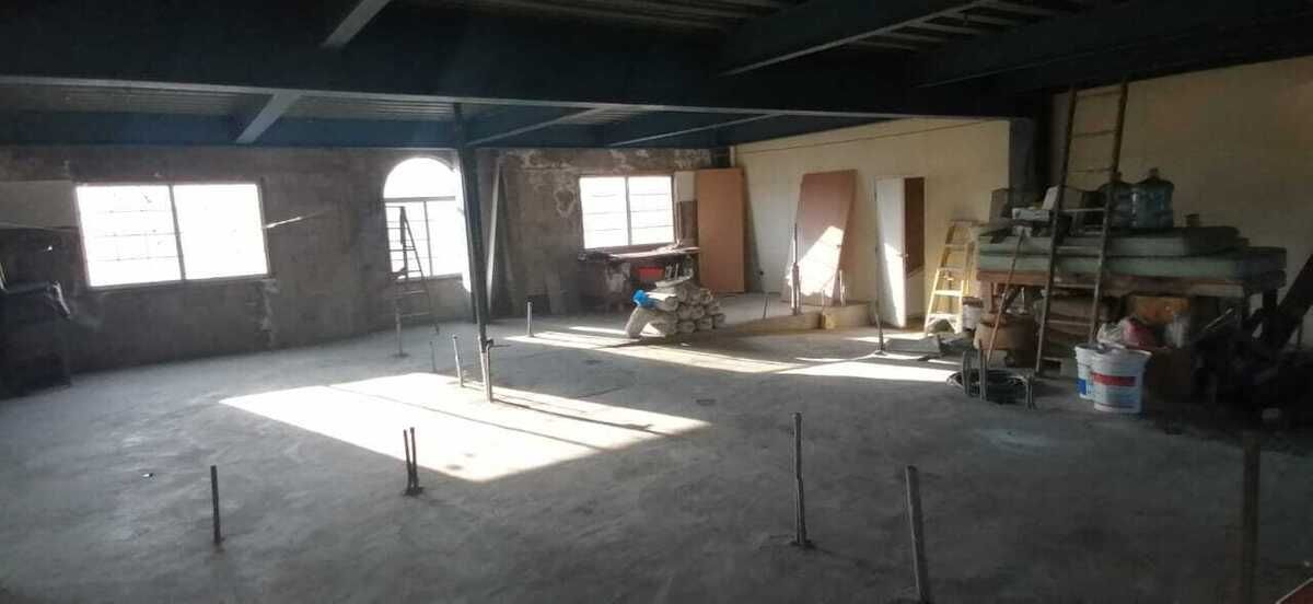 10 of 14: en cosntruccion 4to piso