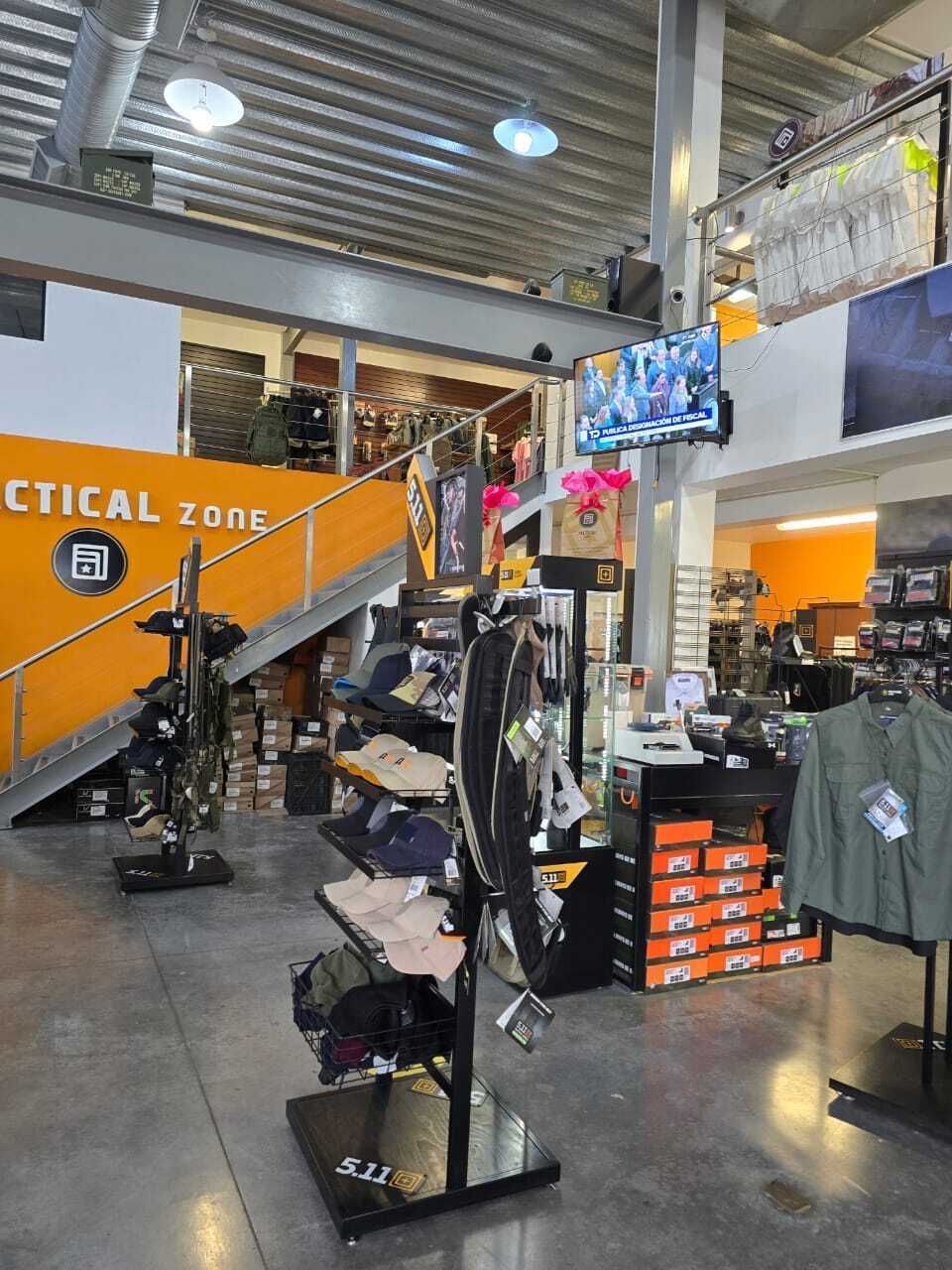 3 de 5: Interior