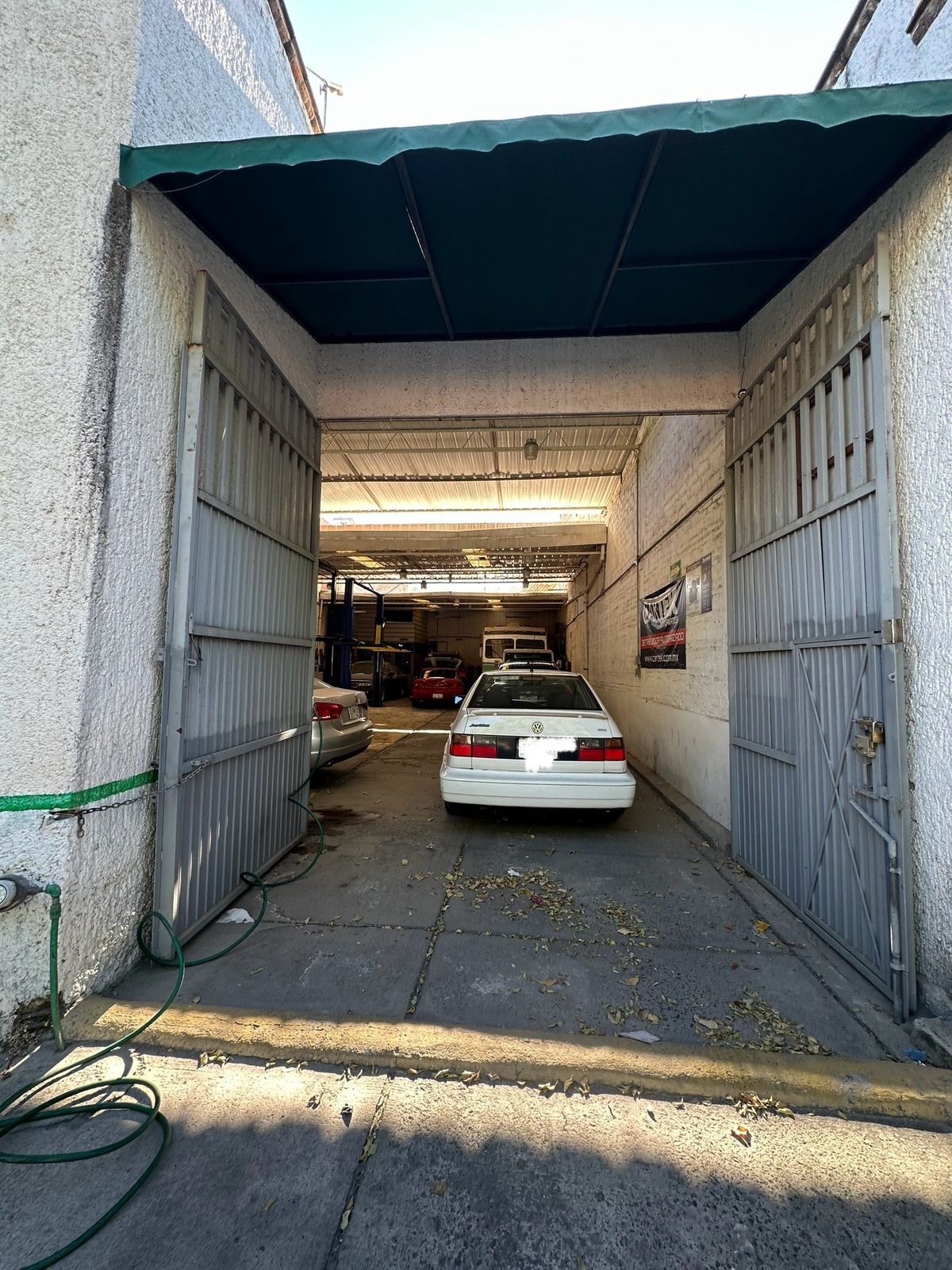 VENTA BODEGA COMERCIAL EN GUADALAJARA, CERCA DE LOS CUBOS - foto 3