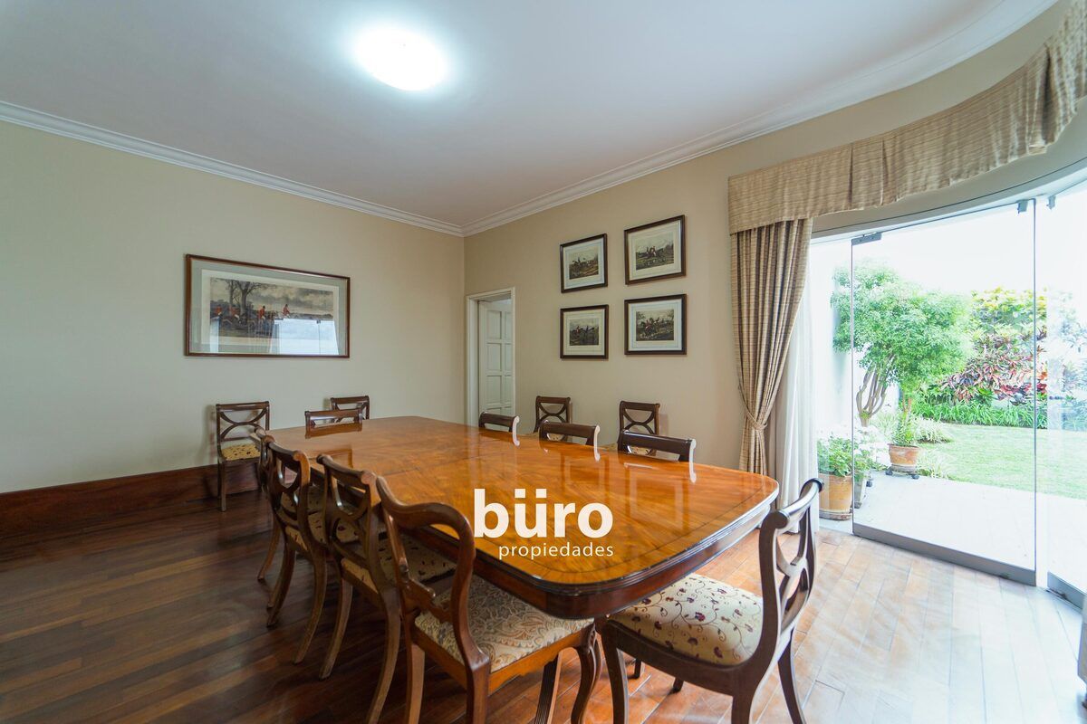4 de 23: Precioso Comedor Peincipal