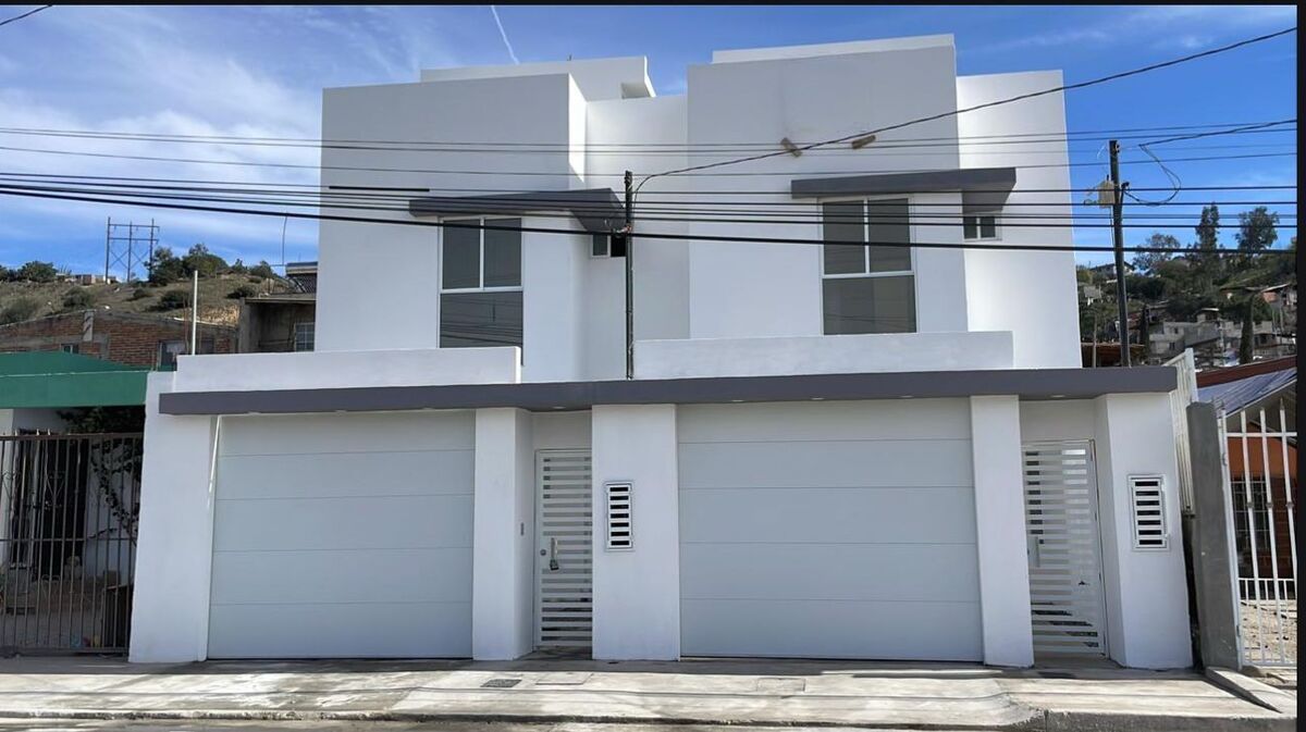 Casa en Venta en Alamar – Rincón Dorado