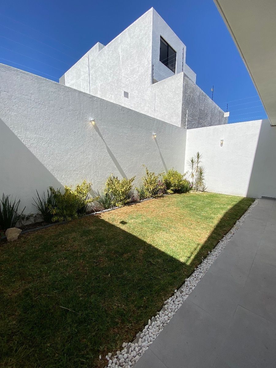 4 de 30