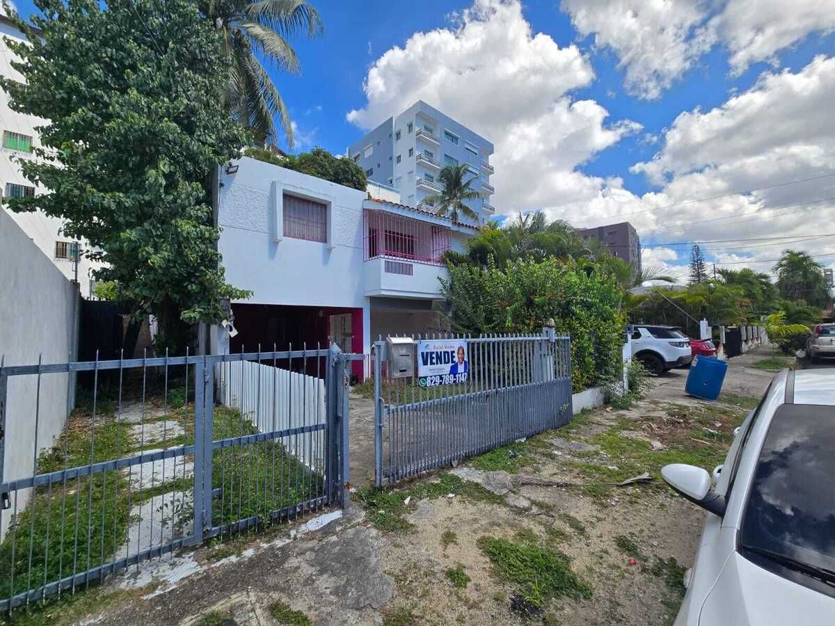 Casas en Venta El Millón, Santo Domingo