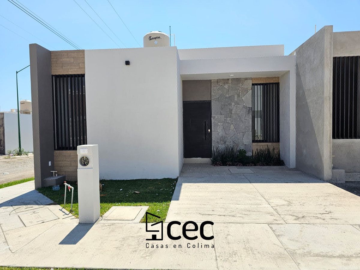 Casa en Venta, 2 Recámaras, 1 Baño, Cochera para 1 Auto