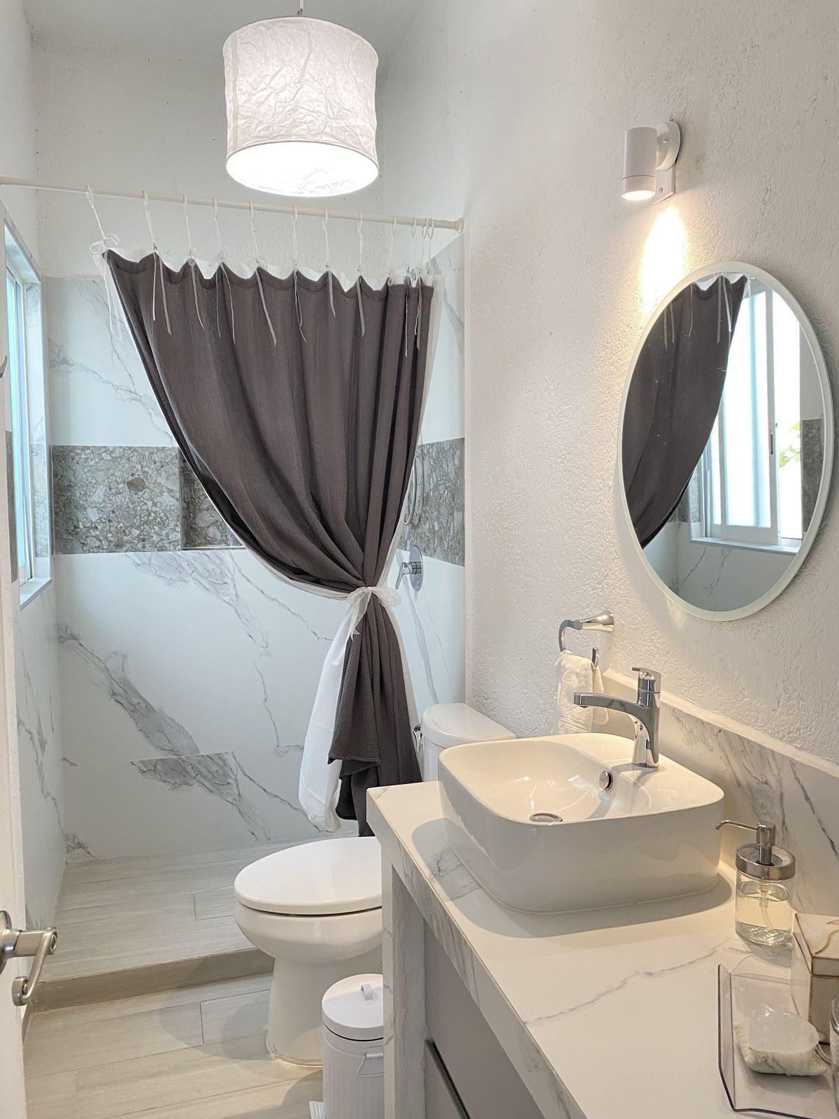 17 de 18: Baño de la recámara principal