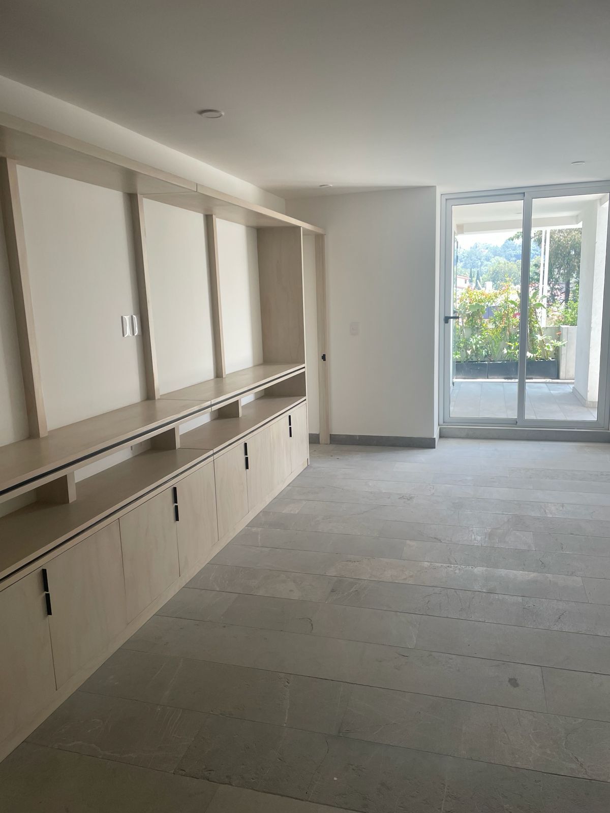 1 of 19: Departamento